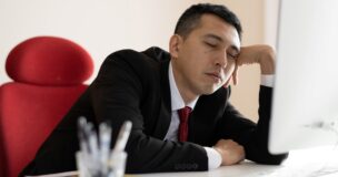 フリーライダーを生まない組織へ：貢献意欲を高める採用・育成戦略