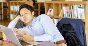 静かな退職の原因と対策｜企業が取るべき行動と見抜く方法